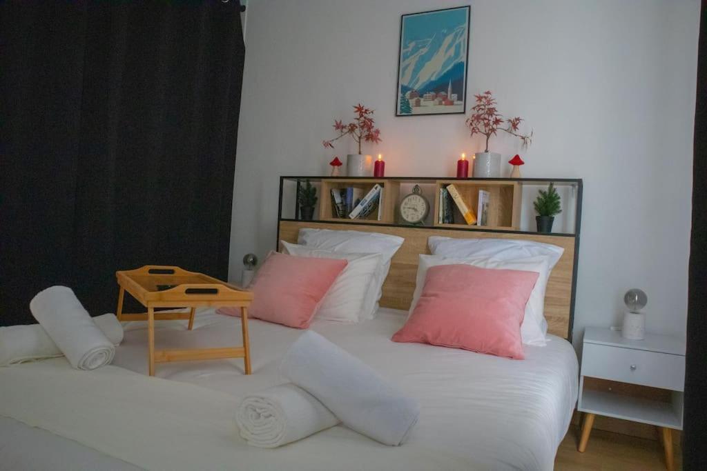 Luxury Apartment «Le Jurassien», Gex-Geneve Cessy エクステリア 写真